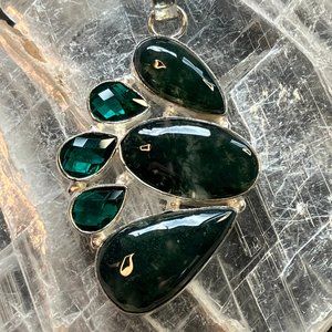 Moss Agate and Green Stone Jewelry Crystal Pendant